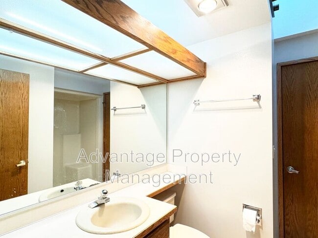 Building Photo - 3698 NW Oleander Pl