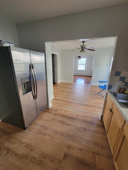 Building Photo - 28 Osborn St