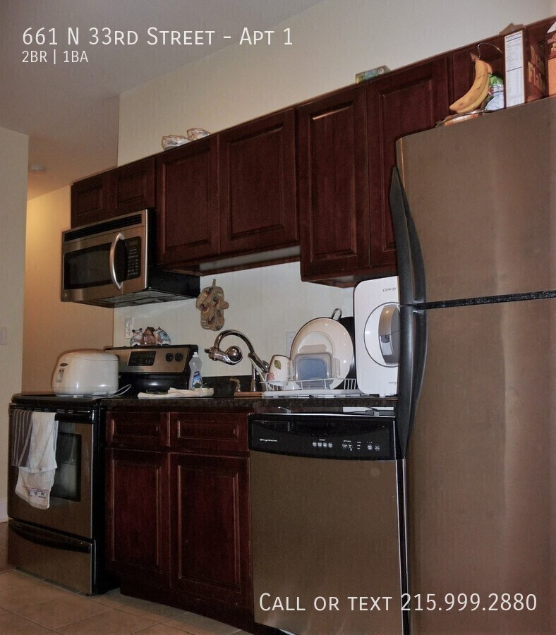 Building Photo - 661 N 33rd St