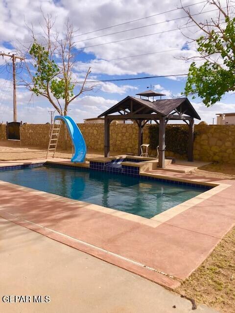 Building Photo - 13700 Paseo Rico Cir