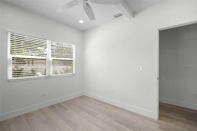 Building Photo - 2203 N Blvd