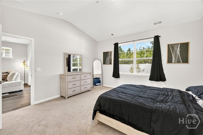 Building Photo - 170 Holloway Hl