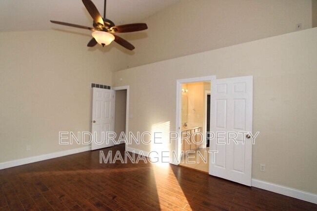 Building Photo - 6017 Kensington Trail