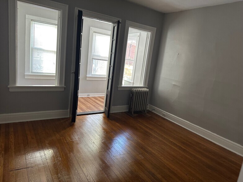 Building Photo - 783 Potomac Ave