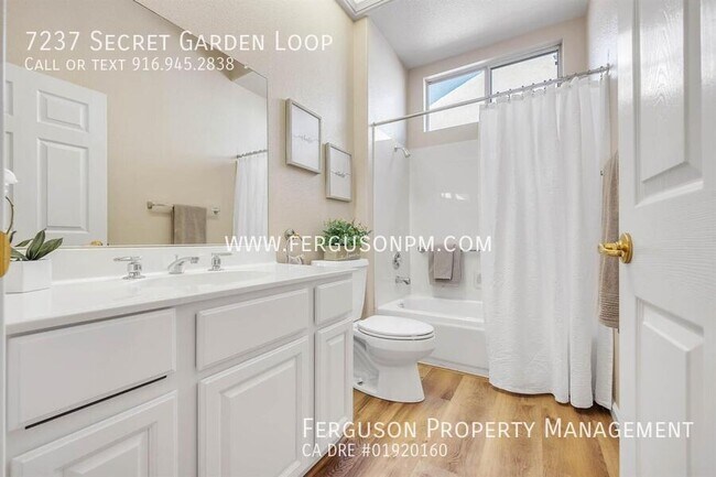 Building Photo - 7237 Secret Garden Loop