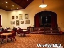 Building Photo - 7 Bond St