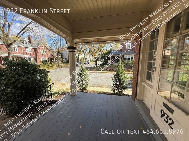 Building Photo - 932 Franklin St