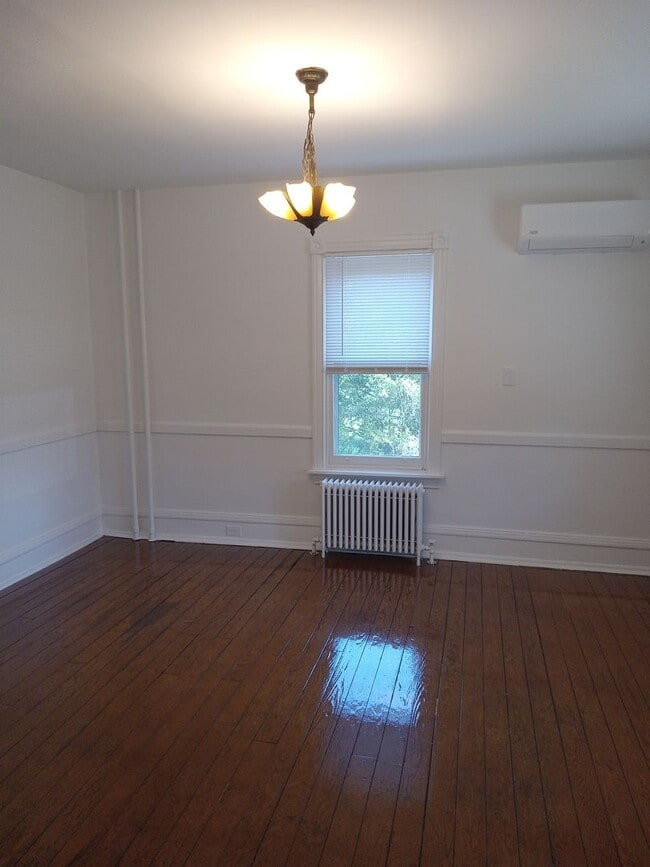 Building Photo - Renovated/Restored Upper Gwynedd Single Ho...