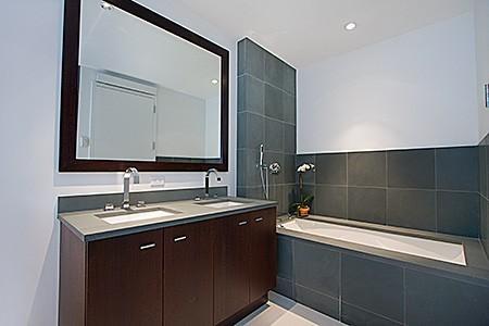 Building Photo - 2 bedroom in New York NY 10019