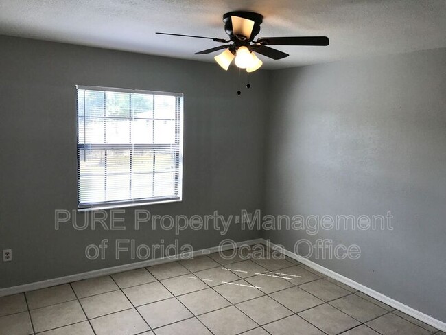 Building Photo - 24 Dogwood Dr Ct