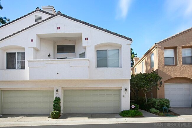 Building Photo - 5554 Renaissance Ave