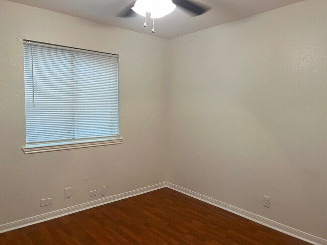 Building Photo - 7827 Forest Briar