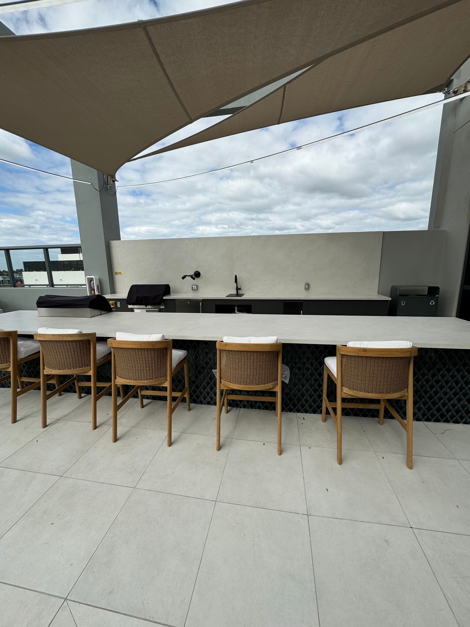 Building Photo - 122 NE 23rd St