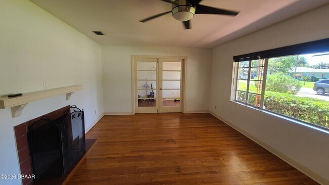 Building Photo - 4 Pleasant View Cir