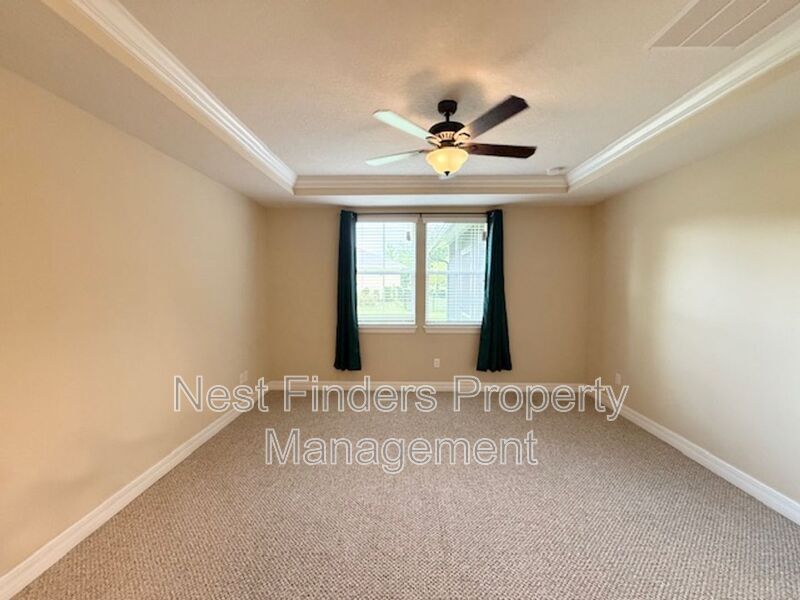 Building Photo - 29 Lakefront Ln