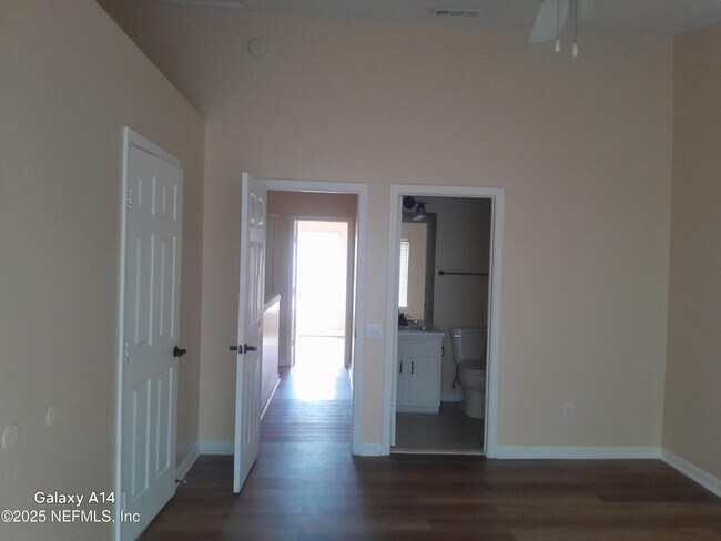 Building Photo - 8230 Dames Point Crossing Blvd