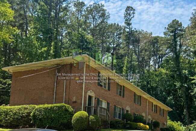 Building Photo - 1010 Sexton Dr