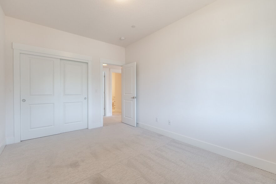 Bedroom - 3352 NE Spruce Dr