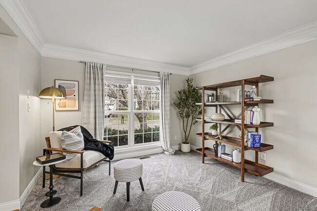 Building Photo - Freshly Renovated 4 Bedroom Home In Centerville OH