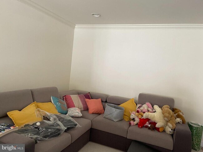 Building Photo - 46 Warwick Rd