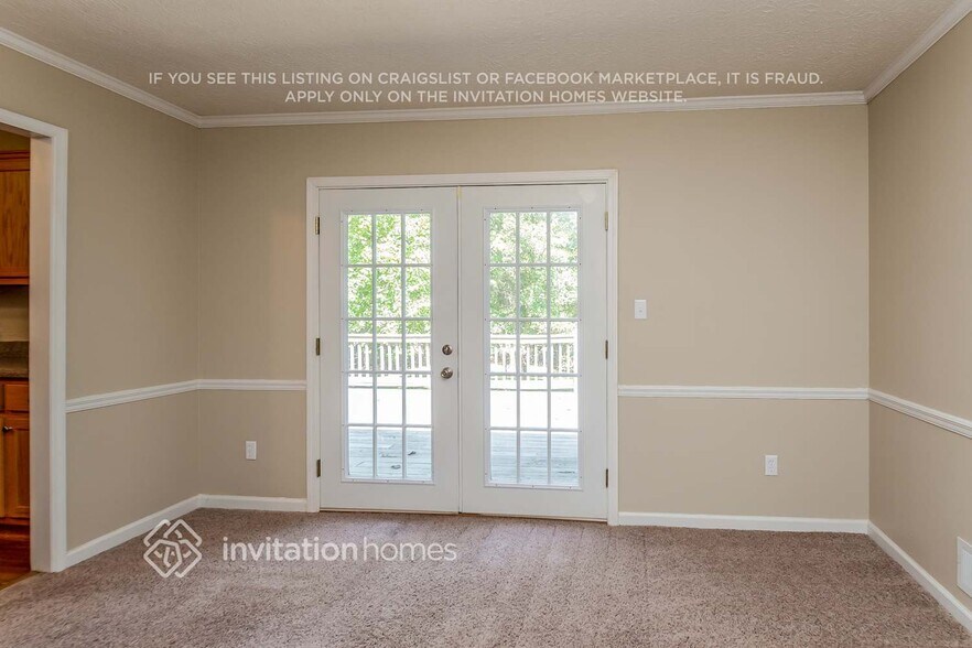 Building Photo - 215 Merrydale Dr