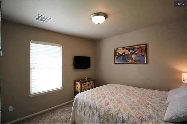Building Photo - Incredible 4 Bed 2 Bath In Edmond
