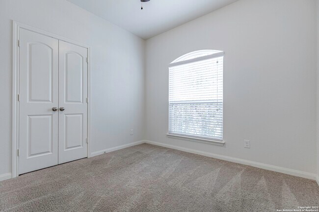 Building Photo - 7810 Creekshore Cove