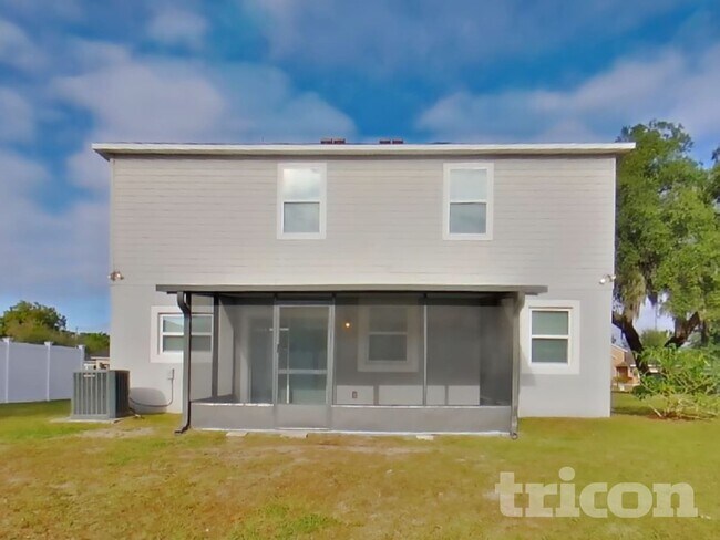 Building Photo - 15406 Taurus Ct