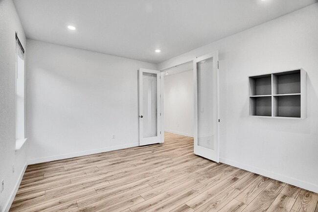 Building Photo - $3,650.00 - 4 Beds 3 Baths Single Family H...