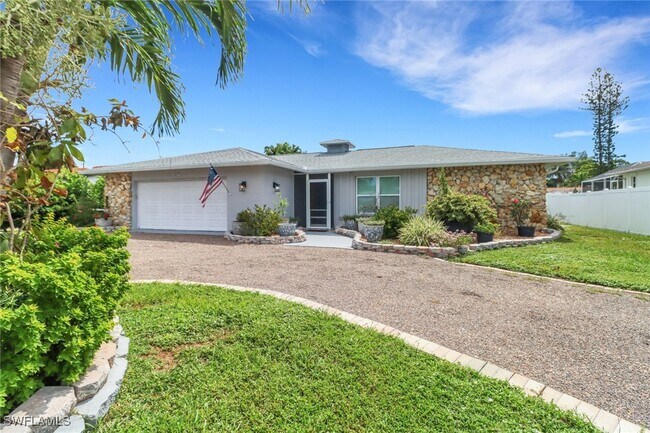 Primary Photo - 28215 Sunset Dr