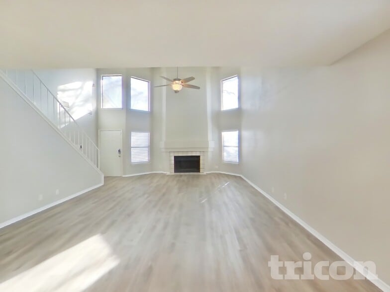 Building Photo - 7715 Skyline Ridge Dr