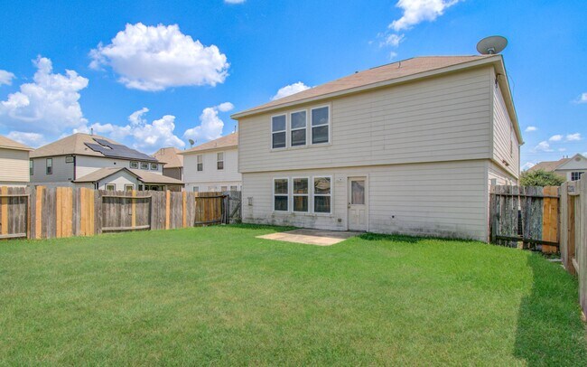 Building Photo - 23714 Legacy Oak St