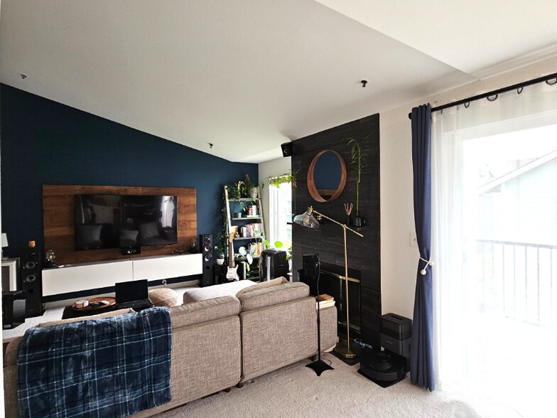 Building Photo - 12510 109th Ct NE