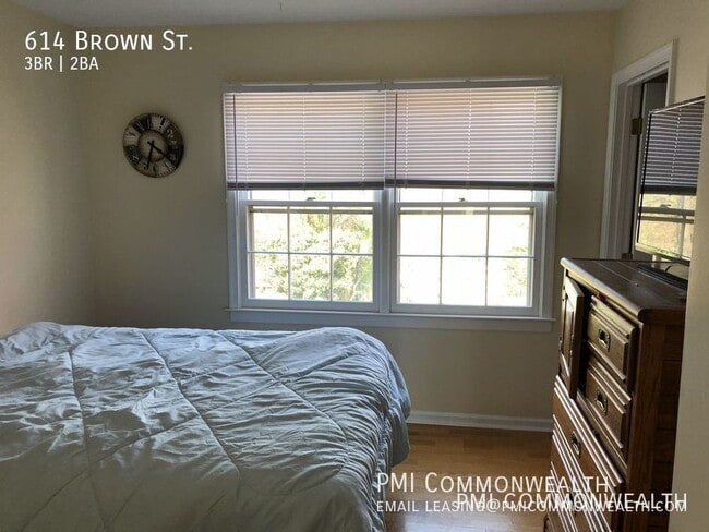 Building Photo - 614 Brown St