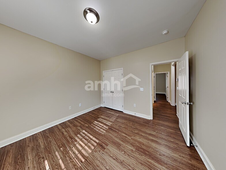 Building Photo - 24 Lakewood Ct NW