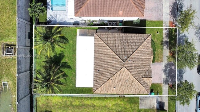 Building Photo - 22760 SW 105th Ave