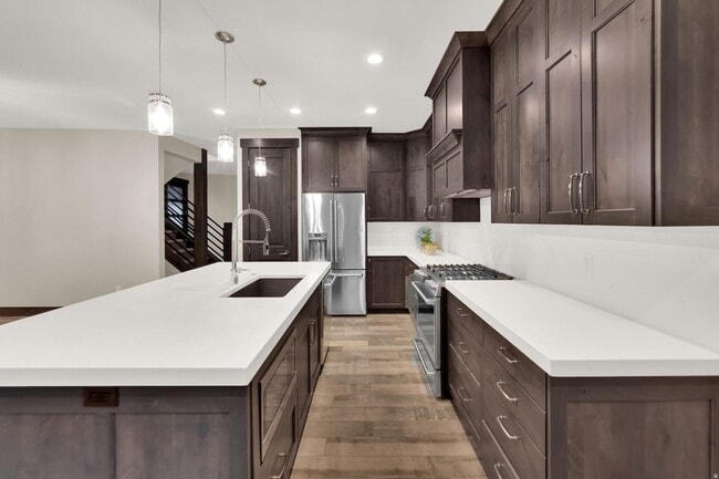 Building Photo - 6357 E 820 S