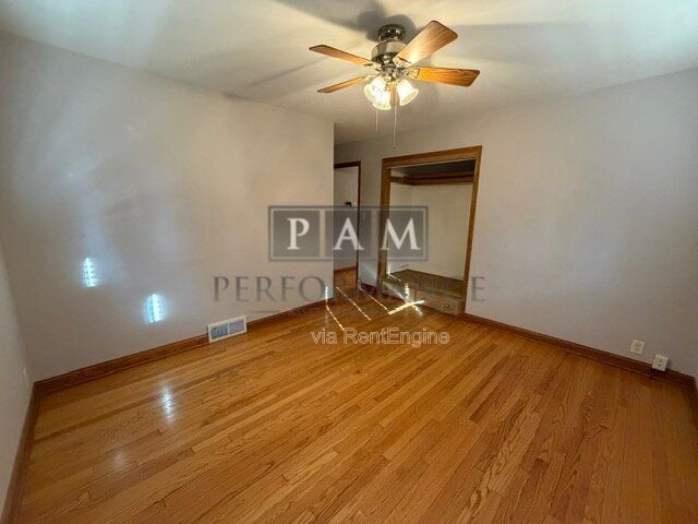 Building Photo - 9229 27th Ave