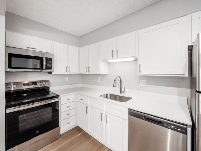 Building Photo - 7990 Harmill Dr