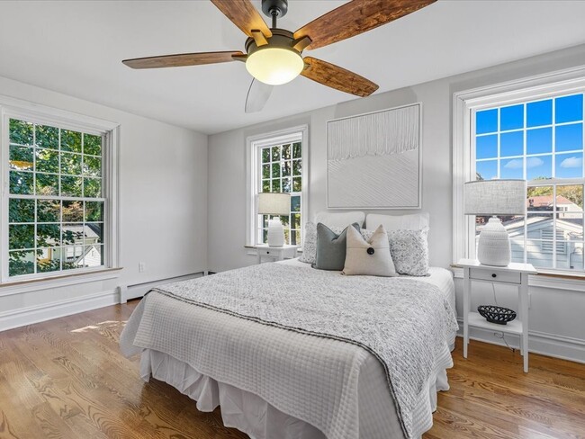 Building Photo - 217 Huntington Rd