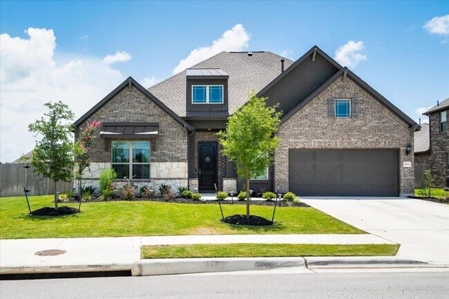 Building Photo - 5713 Fresno Ave