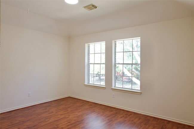 Building Photo - 6506 Taimer Ct