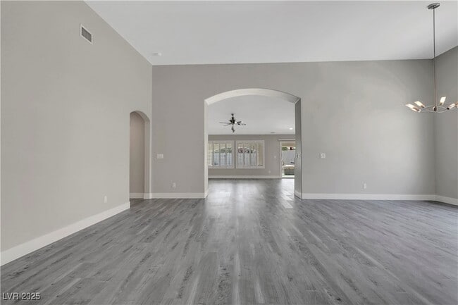 Building Photo - 7379 Majestic Bluff Pl