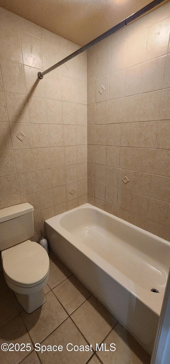 Building Photo - 2577 Sykes Creek Dr