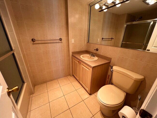 Building Photo - 55 SW 2nd Ave