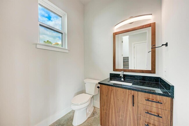 Building Photo - 7710 Watson St