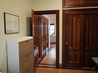 Building Photo - 11 Milford St