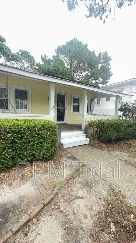Primary Photo - 224 A View Ave