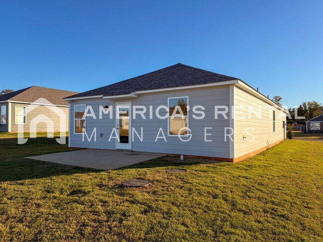 Building Photo - Coming Soon! Available to view NOW!!!