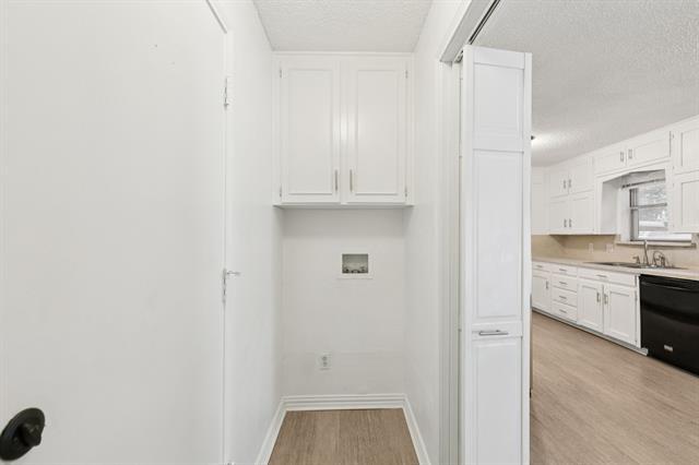 Building Photo - 7829 Noneman Dr